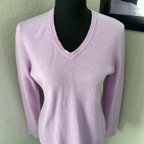 PECK and PECK Lilac Purple Cashmere V Neck Pullover Sweater Medium - Picture 4 of 11